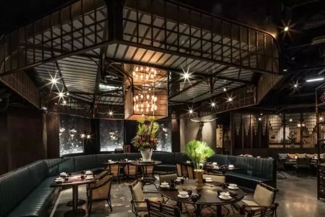 香港Mott 32餐廳空間設(shè)計